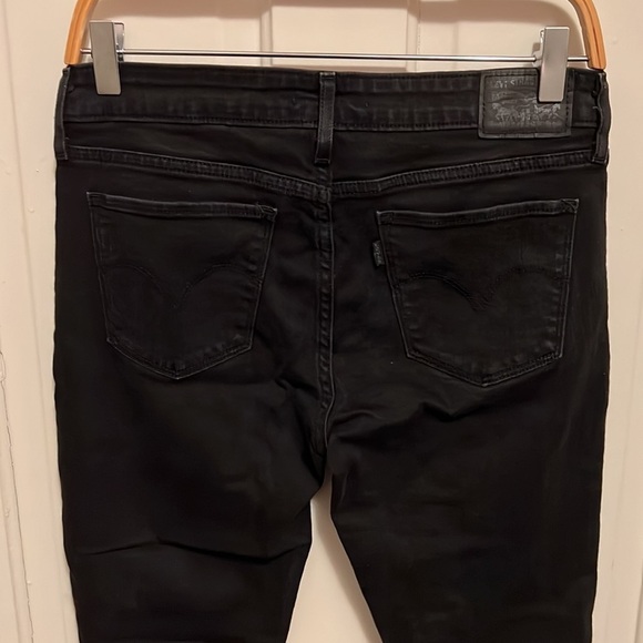 Levi’s 711 Skinny Jeans - Picture 7 of 9